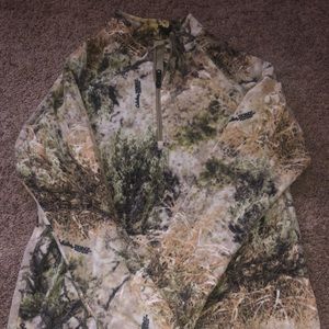 Cabelas Pull Over